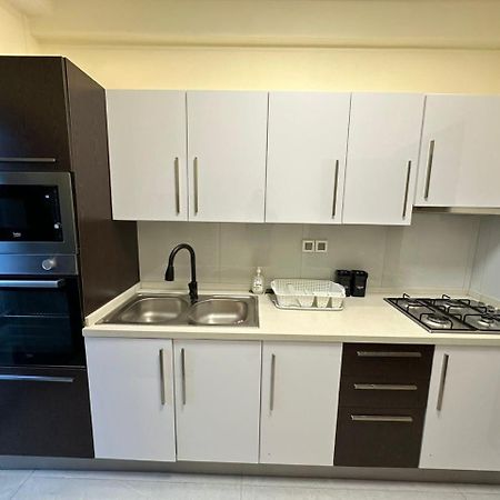 Luxueux Appartements - 2 Pieces Ou 4 Pieces - Quartiers Prises D'Almadies Et Ngor" Dakar Luaran gambar