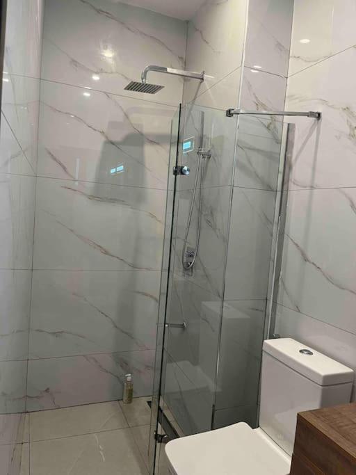 Luxueux Appartements - 2 Pieces Ou 4 Pieces - Quartiers Prises D'Almadies Et Ngor" Dakar Luaran gambar