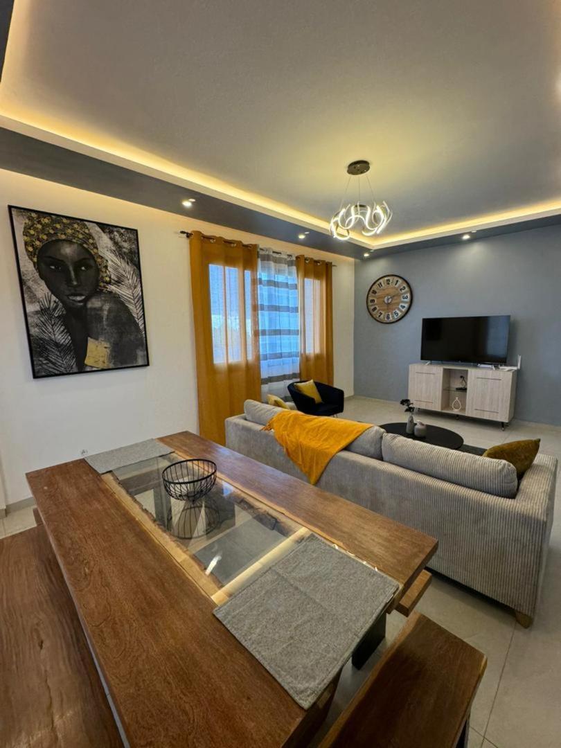 Luxueux Appartements - 2 Pieces Ou 4 Pieces - Quartiers Prises D'Almadies Et Ngor" Dakar Luaran gambar