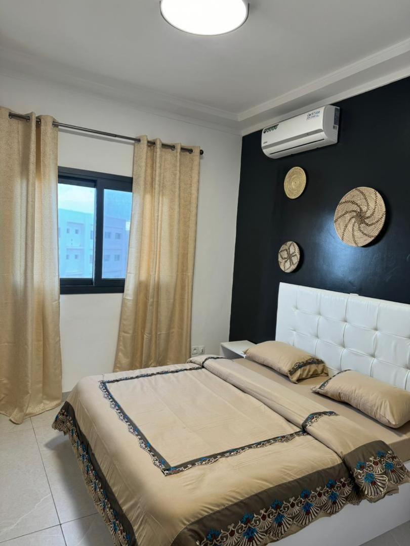 Luxueux Appartements - 2 Pieces Ou 4 Pieces - Quartiers Prises D'Almadies Et Ngor" Dakar Luaran gambar