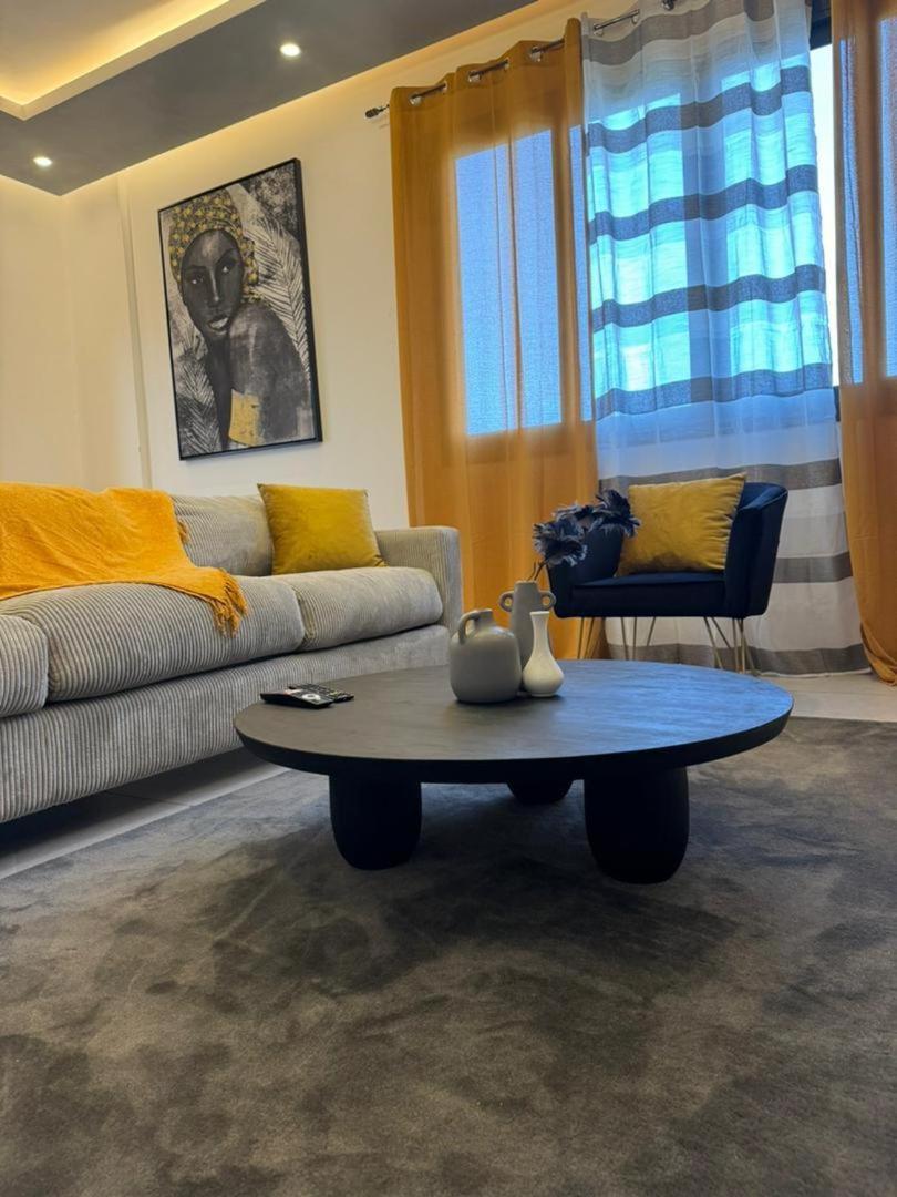 Luxueux Appartements - 2 Pieces Ou 4 Pieces - Quartiers Prises D'Almadies Et Ngor" Dakar Luaran gambar
