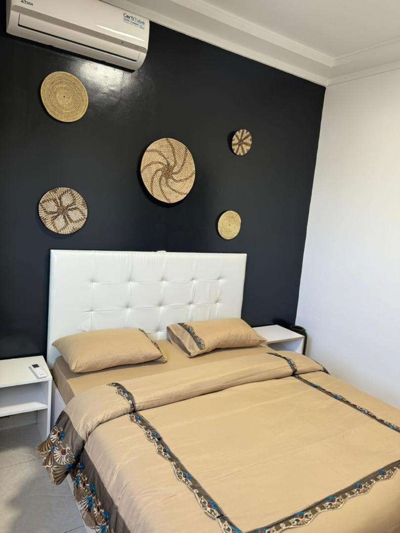 Luxueux Appartements - 2 Pieces Ou 4 Pieces - Quartiers Prises D'Almadies Et Ngor" Dakar Luaran gambar