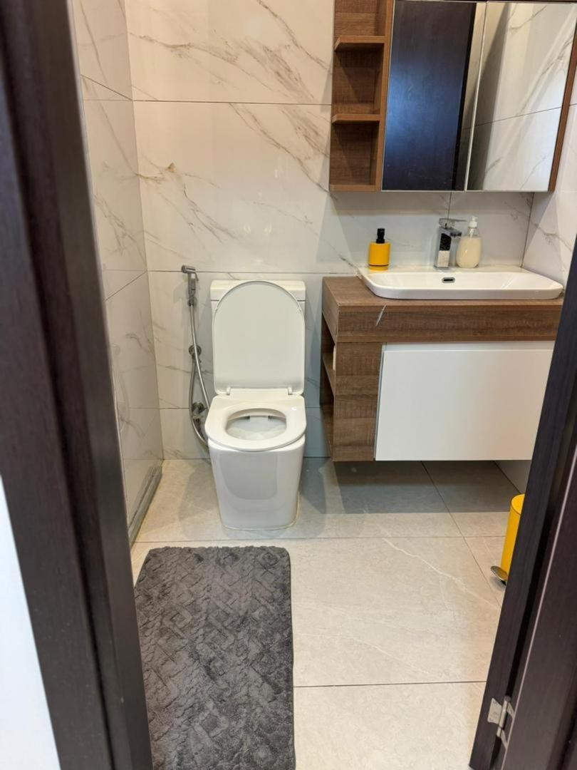 Luxueux Appartements - 2 Pieces Ou 4 Pieces - Quartiers Prises D'Almadies Et Ngor" Dakar Luaran gambar