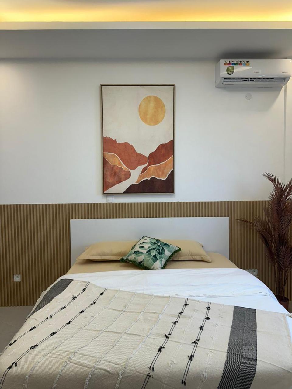 Luxueux Appartements - 2 Pieces Ou 4 Pieces - Quartiers Prises D'Almadies Et Ngor" Dakar Luaran gambar