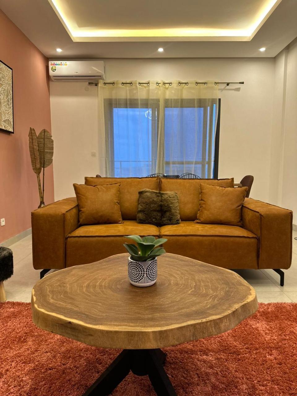 Luxueux Appartements - 2 Pieces Ou 4 Pieces - Quartiers Prises D'Almadies Et Ngor" Dakar Luaran gambar