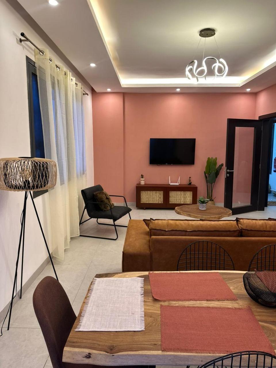 Luxueux Appartements - 2 Pieces Ou 4 Pieces - Quartiers Prises D'Almadies Et Ngor" Dakar Luaran gambar